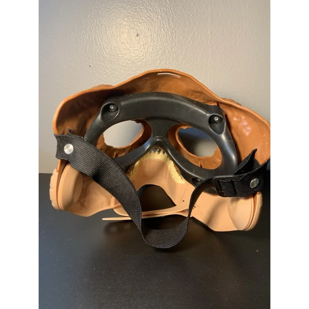 Jurassic Park World Mask 2017 Tyrannosaurus Rex Dinosaur T-Rex Moving Jaw‎ NWOT